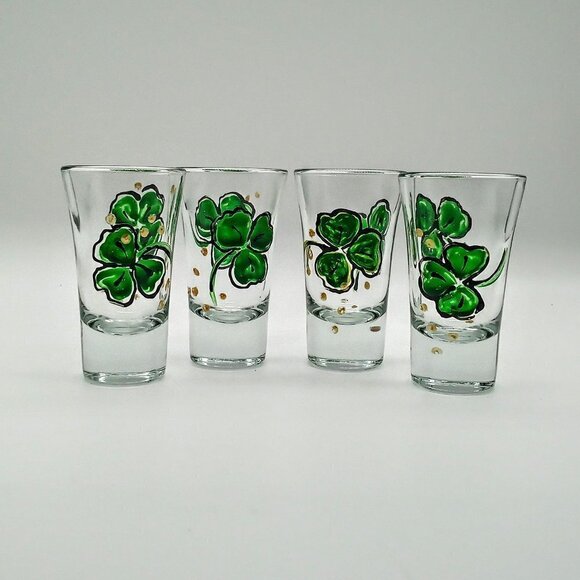 Set of 4 Metallic Gold Flecked Green Shamrocks Shot Glasses - Picture 1 of 5